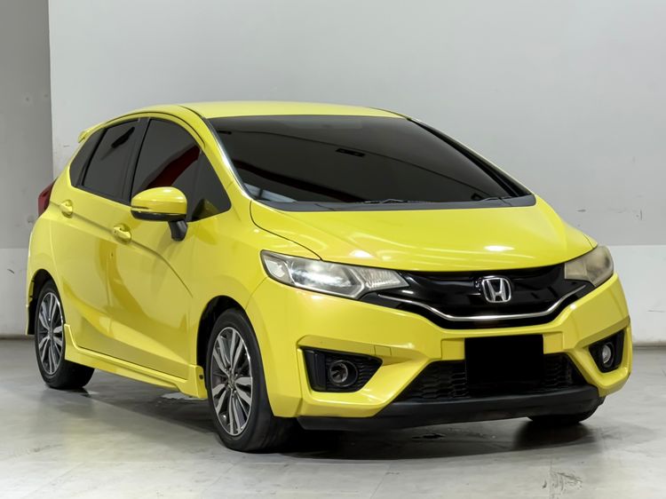 Honda Jazz 2015 1.5 SV Plus i-VTEC Sedan เบนซิน เกียร์อัตโนมัติ เหลือง รูปที่ 3