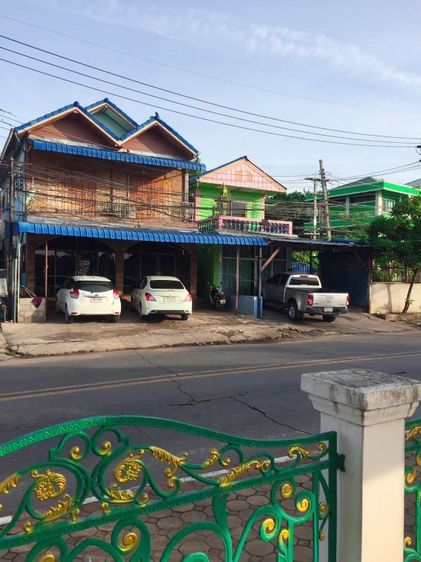 มีบางส่วน ใช่ 🌹ขายบ้านตึก2หลัง ติดเทศบาลหนองไผ่ล้อม อ.เมือง จ.นครราชสีมา
