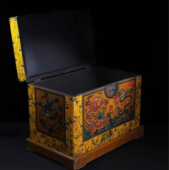 ✨หีบมสมบัติเครื่องเขินที่มีลวดลายวาดเขียน  รูปที่ 4