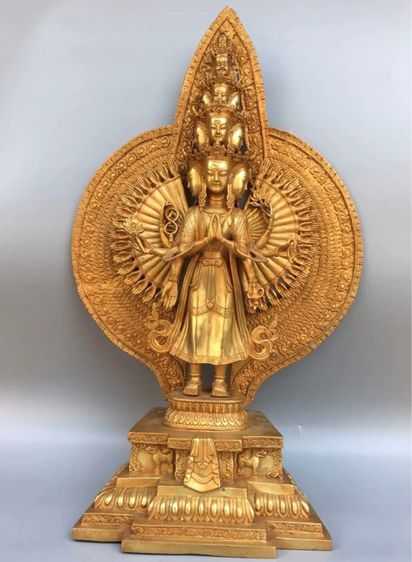 ✨ พระอวโลกิเตศวรโพธิสัตว์ ปางพันมือ 