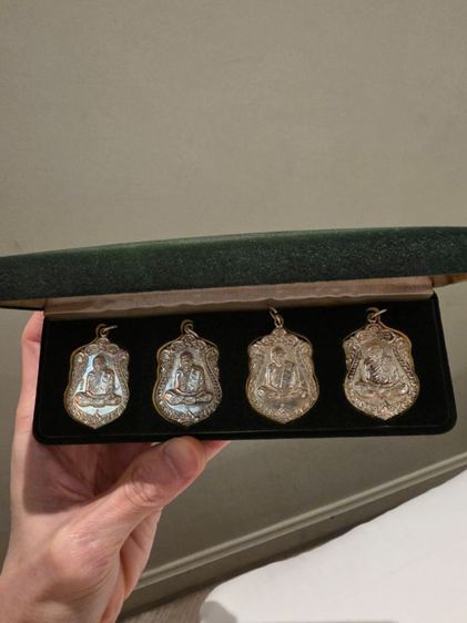 เหรียญ หลวงปู่ทิม วัดระหารไร่ ระยอง ชุดกรรมการ หายาก สร้างน้อย ยกกล่อง ขายตามสภาพพระของที่บ้าน พร้อมส่งครับ รูปที่ 2
