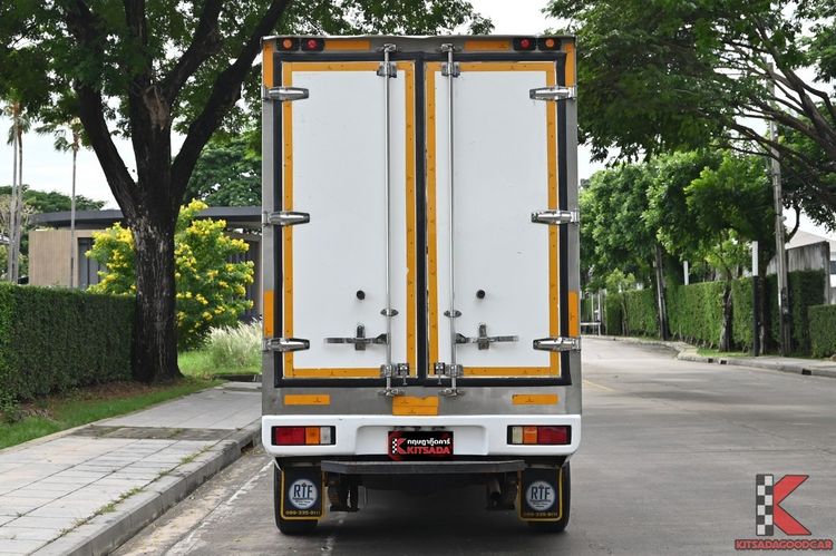 Isuzu D-MAX 2022 1.9 B Pickup ดีเซล ไม่ติดแก๊ส เกียร์ธรรมดา ขาว รูปที่ 4