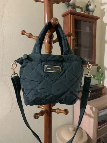 กระเป๋าสะพาย