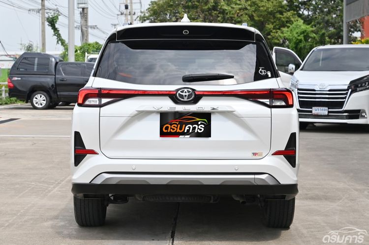 Toyota Veloz 2023 1.5 Premium Utility-car เบนซิน ไม่ติดแก๊ส เกียร์อัตโนมัติ ขาว รูปที่ 4