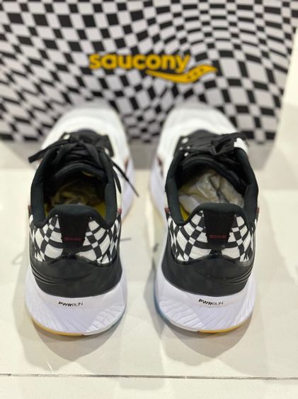 รองเท้าวิ่ง แค่ลอง เรียกว่า ของใหม่ ได้เลย Saucony Endorphin Shift 2 รูปที่ 4