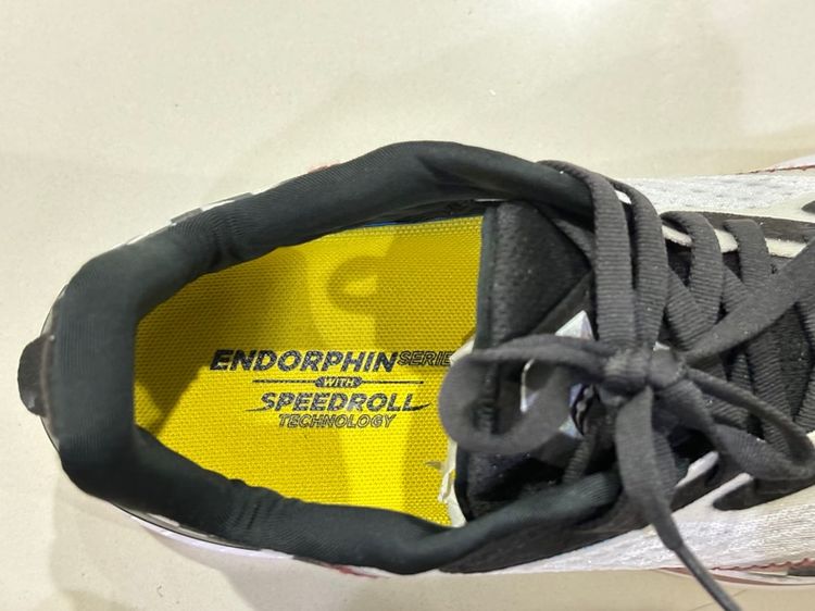รองเท้าวิ่ง แค่ลอง เรียกว่า ของใหม่ ได้เลย Saucony Endorphin Shift 2 รูปที่ 11