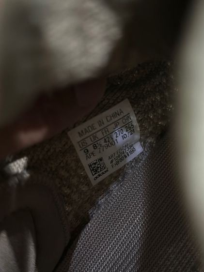 ของแท้ มือสอง อุปกรณ์ครบ Adidas Yeezy 350 Santau Size 9us รูปที่ 10