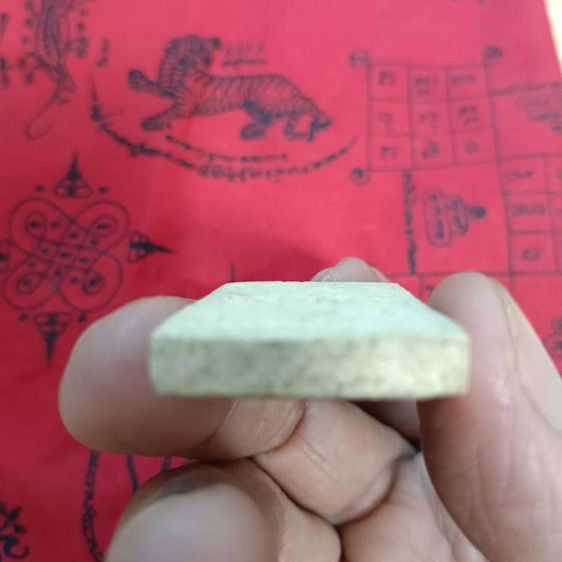 พระสมเด็จวัดระฆังเนื้อผง รูปที่ 3