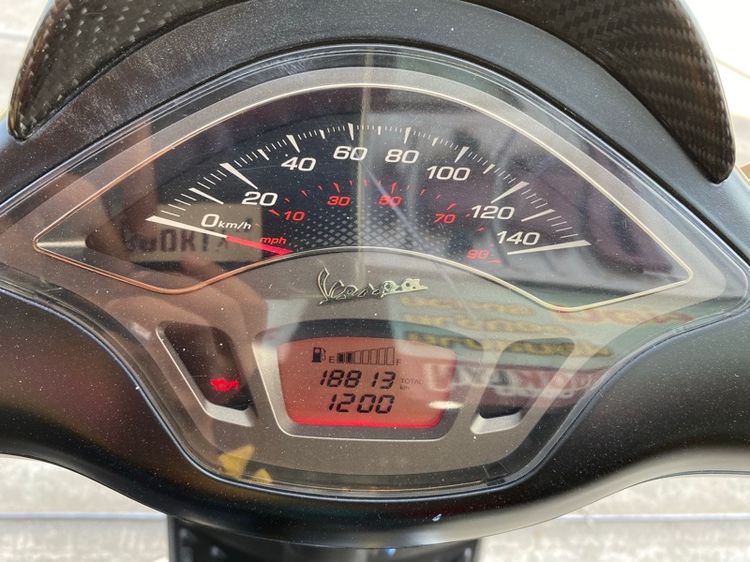 Vespa sprint150cc รูปที่ 12