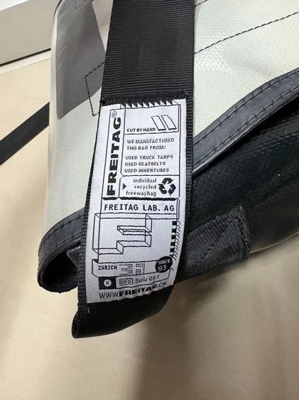 กระเป๋าสะพาย FREITAG messenger bag รุ่น DEXTER รูปที่ 10