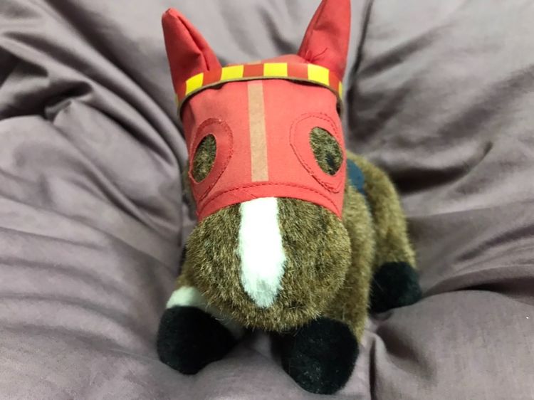 ตุ๊กตาม้าแข่งจากญี่ปุ่น ขนาดประมาณ 10 นิ้วรวมหาง น้องเบอร์ 4 ค่ะ รูปที่ 4