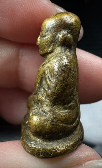 หลวงพ่อเงินพิมพ์ขี้ตา รูปที่ 5