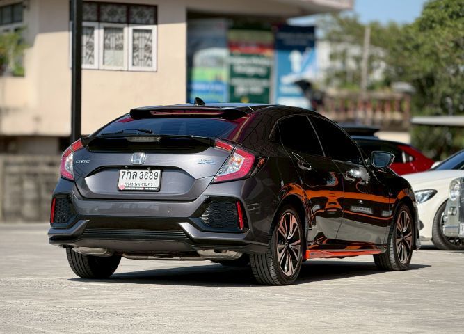 Honda Civic 2017 1.5 Turbo เบนซิน เกียร์อัตโนมัติ ดำ รูปที่ 3