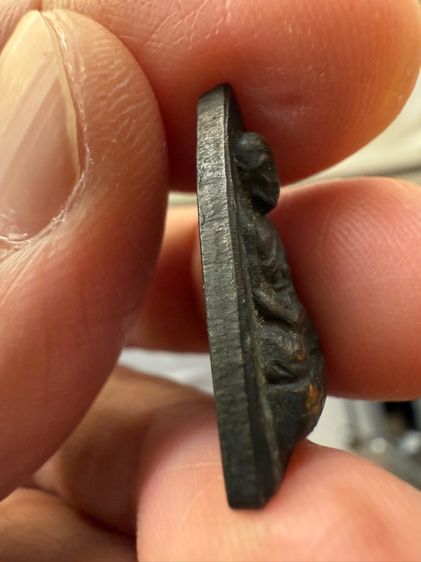 พระหลวงปู่ทวด วัดช้างให้ พิมพ์กลีบบัว รุน1 ปี 2507 อุแตก  รูปที่ 3