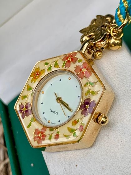 เครื่องประดับลงยาสวยๆ รูปที่ 5