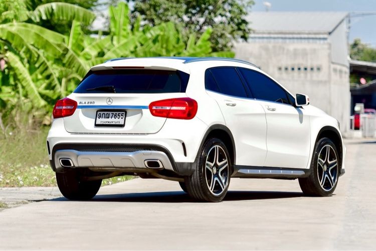 Mercedes-Benz GLA-Class 2017 GLA250 Utility-car เบนซิน ไม่ติดแก๊ส เกียร์อัตโนมัติ ขาว รูปที่ 3