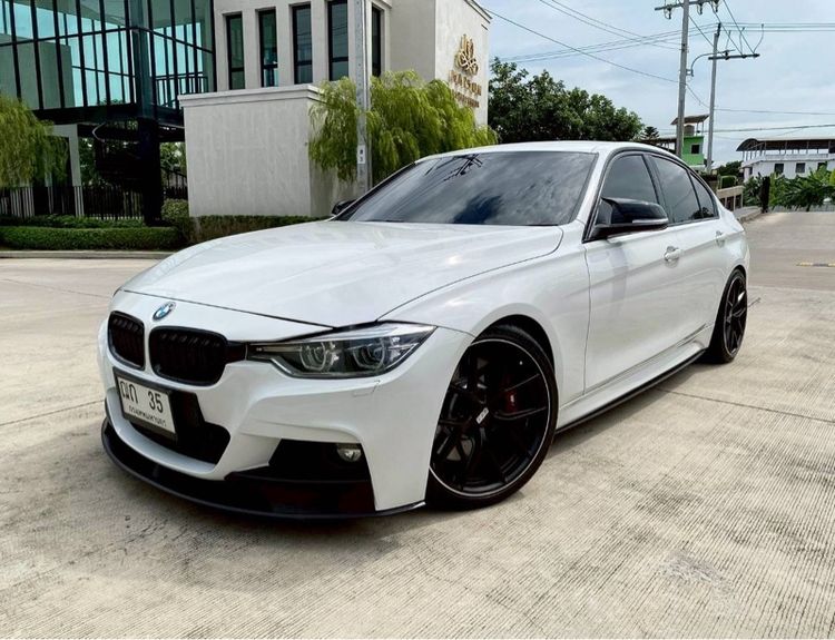 BMW Series 3 2018 320d Sedan ดีเซล ไม่ติดแก๊ส เกียร์อัตโนมัติ ขาว รูปที่ 3