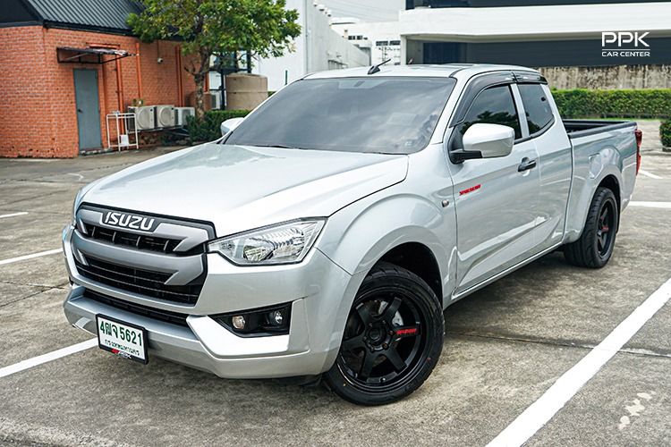 รถ Isuzu D-MAX 1.9 S สี เทา
