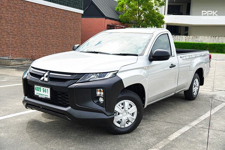 รถ Mitsubishi Triton 2.5 GL สี เทา