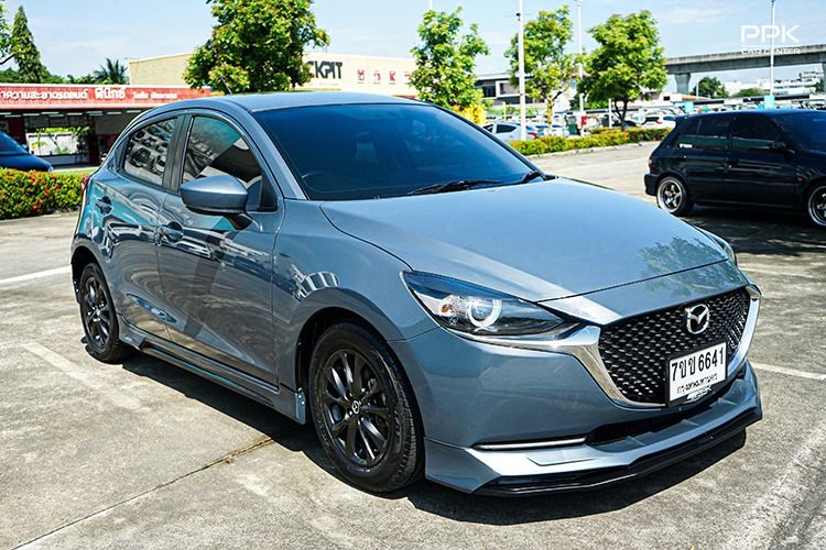 Mazda Mazda 2 2023 1.3 C Sports Sedan เบนซิน ไม่ติดแก๊ส เกียร์อัตโนมัติ เทา รูปที่ 3