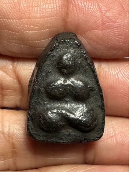 🙏พระปิดตาเนื้อผงคลุกรัก ไม่ทราบที่🙏เหรียญหลวงปู่ศุข วัดปากคลองมะขามเฒ่า หลังหลวงพ่อสำราญ ปี2518  องค์ละ900