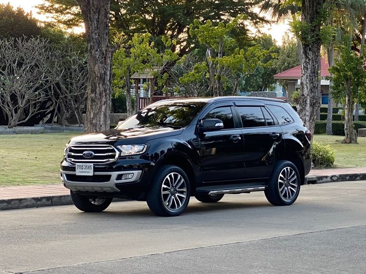 Ford Everest 2018 2.0 Titanium Plus 4WD Utility-car ดีเซล ไม่ติดแก๊ส เกียร์อัตโนมัติ ดำ รูปที่ 3