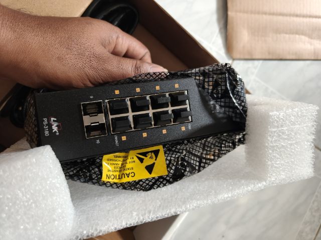 อุปกรณ์เครือข่าย สวิช 