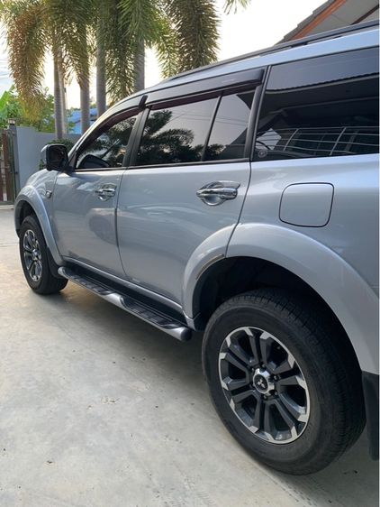 Mitsubishi Pajero Sport 2012 2.5 GT ดีเซล ไม่ติดแก๊ส เกียร์อัตโนมัติ บรอนซ์เงิน รูปที่ 3