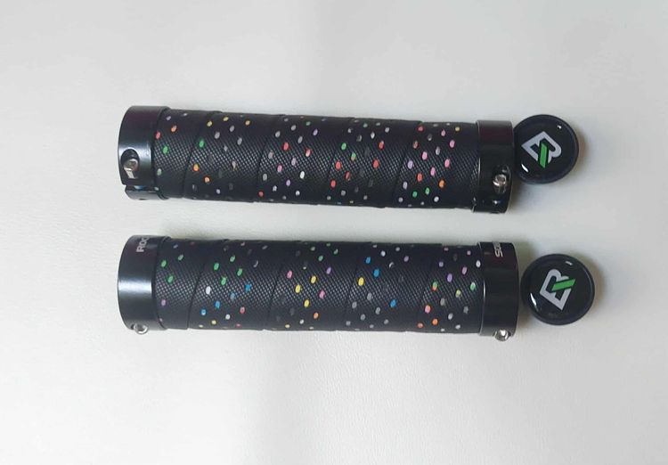 ปลอกแฮนด์จักรยาน 