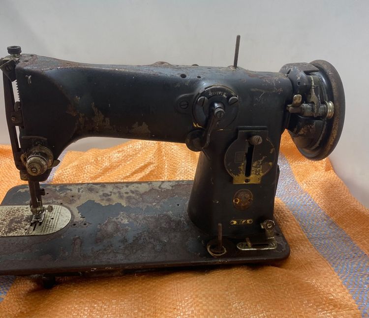 อะไหล่ นักสะสมหัวจักรเย็บผ้า Singer หมุนไม่ได้ งานสะสม จักรเย็บผ้าแบบกลไก โครงสร้างครบ หน้า ฝาเครื่องไม่มี