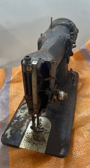อะไหล่ นักสะสมหัวจักรเย็บผ้า Singer หมุนไม่ได้ งานสะสม จักรเย็บผ้าแบบกลไก โครงสร้างครบ หน้า ฝาเครื่องไม่มี รูปที่ 5