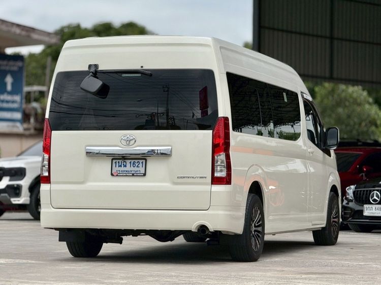 Toyota Commuter 2019 2.8 Van ดีเซล ไม่ติดแก๊ส เกียร์อัตโนมัติ ขาว รูปที่ 4