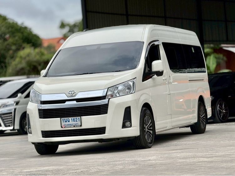 Toyota Commuter 2019 2.8 Van ดีเซล ไม่ติดแก๊ส เกียร์อัตโนมัติ ขาว รูปที่ 3