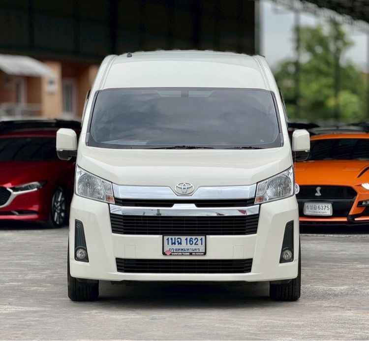 Toyota Commuter 2019 2.8 Van ดีเซล ไม่ติดแก๊ส เกียร์อัตโนมัติ ขาว รูปที่ 2