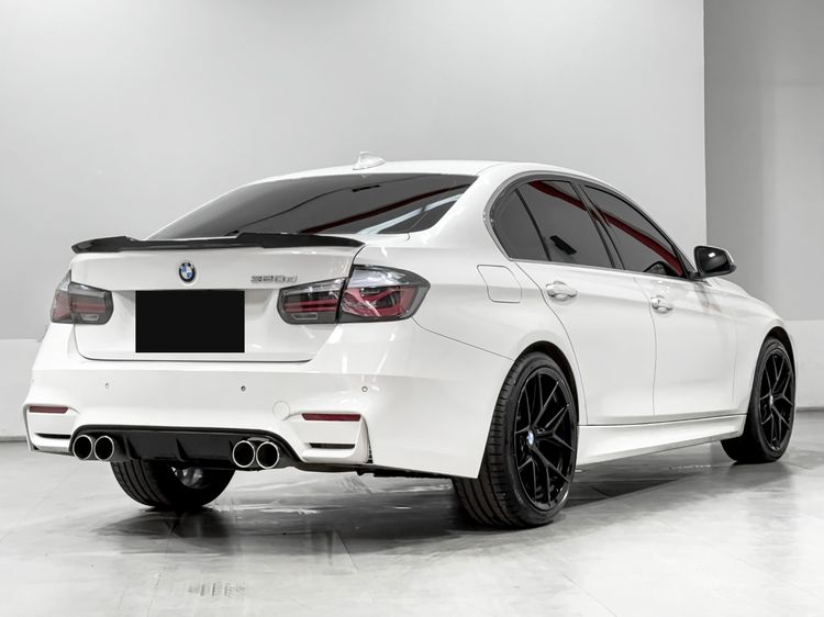 BMW Series 3 2018 320d Sedan ดีเซล เกียร์อัตโนมัติ ขาว รูปที่ 4