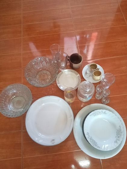 อุปกรณ์ครัว เตรียมอาหาร ขายจาน ชาม ชุดเครื่องแก้ว ราคา 350 บาท