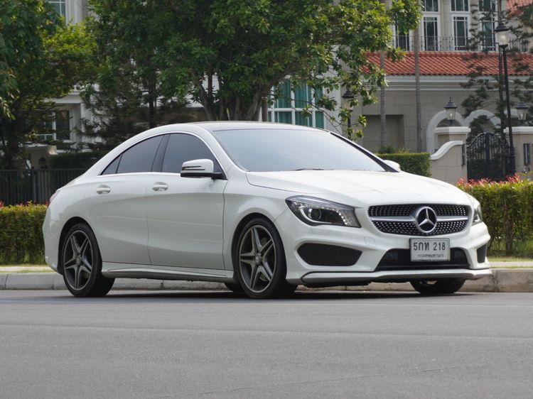 Mercedes-Benz CLA-Class 2016 CLA250 AMG Sedan เบนซิน ไม่ติดแก๊ส เกียร์อัตโนมัติ ขาว รูปที่ 4