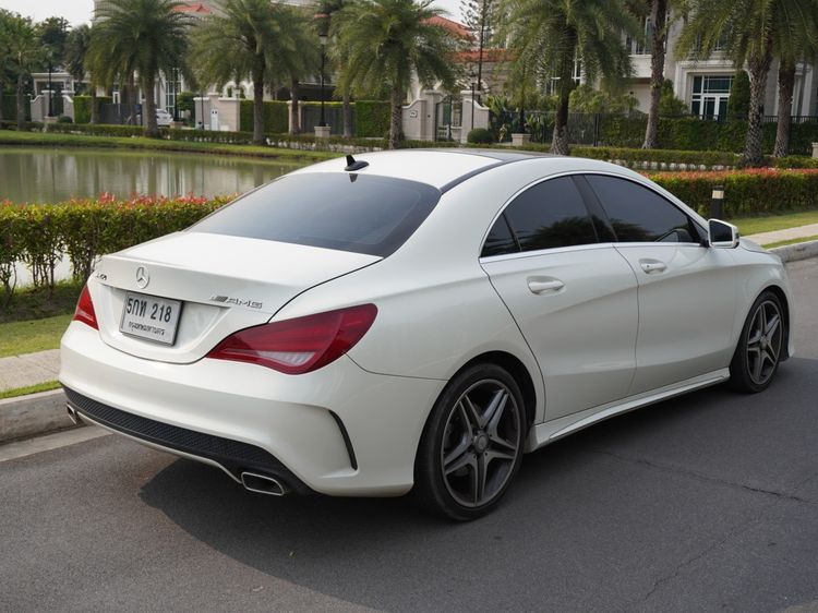 Mercedes-Benz CLA-Class 2016 CLA250 AMG Sedan เบนซิน ไม่ติดแก๊ส เกียร์อัตโนมัติ ขาว
