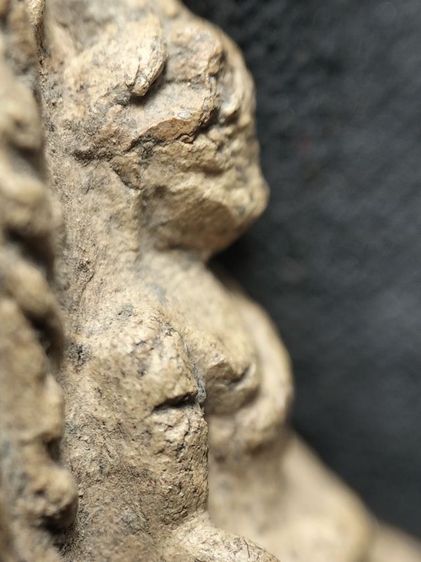 พระรอดลำพูนพิมพ์ใหญ่เนื้อแกร่งครับ รูปที่ 2