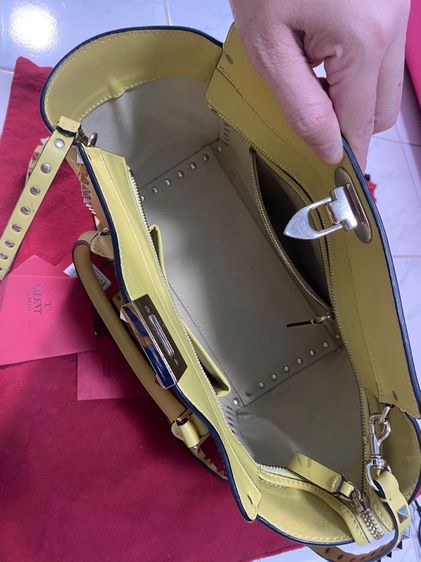 valentino ของแท้ รูปที่ 3
