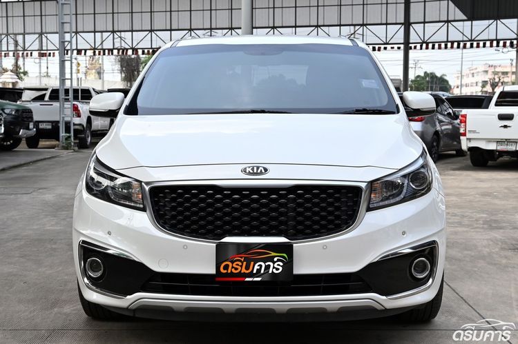 Kia Grand Carnival 2016 2.2 EX Utility-car ดีเซล ไม่ติดแก๊ส เกียร์อัตโนมัติ ขาว รูปที่ 2