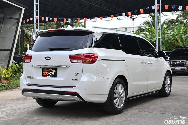Kia Grand Carnival 2016 2.2 EX Utility-car ดีเซล ไม่ติดแก๊ส เกียร์อัตโนมัติ ขาว รูปที่ 3