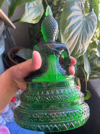 พระแก้วมรกต 25 พุทธศตวรรษ ปี2500 JAPAN สีเขียว หน้าตัก 5 นิ้ว รูปที่ 4