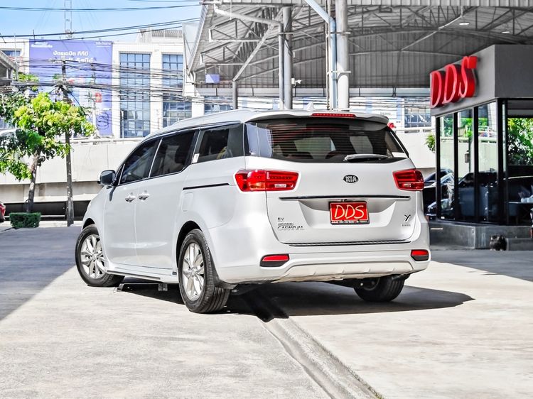 Kia Grand Carnival 2019 2.2 EX Van ดีเซล เกียร์อัตโนมัติ เทา รูปที่ 3