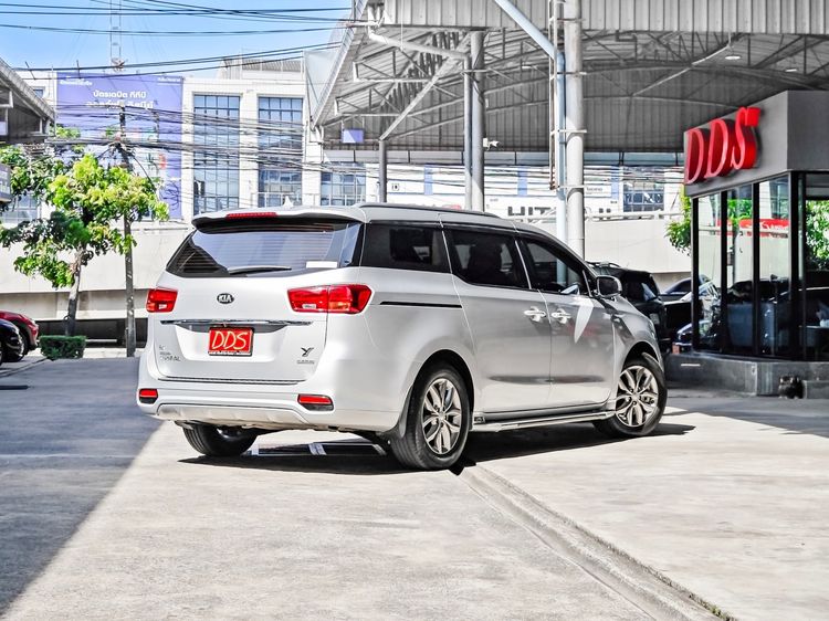Kia Grand Carnival 2019 2.2 EX Van ดีเซล เกียร์อัตโนมัติ เทา รูปที่ 2