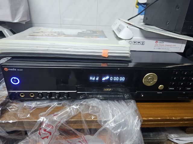 ขายถูกเครื่องเล่นฮาร์ดดิสคาราโอเกะ tj media TKR-350Tใช้น้อยอุปกรณ์ครบยกกล่อง รูปที่ 2