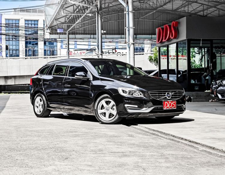 Volvo V60 2018 2.0 T5 Sedan ดีเซล เกียร์อัตโนมัติ ดำ รูปที่ 4