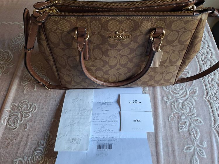 กระเป๋าสะพาย Coach จากช็อป USA รุ่น LARGE SURREY CARRYALL IN SIGNATURE CANVAS รูปที่ 12