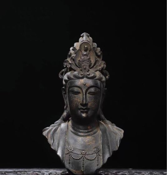 ✨ พระเศียรเจ้าแม่กวนอิมครึ่งองค์ทรงเครื่อง(สัมฤทธิ์ปิดทอง)