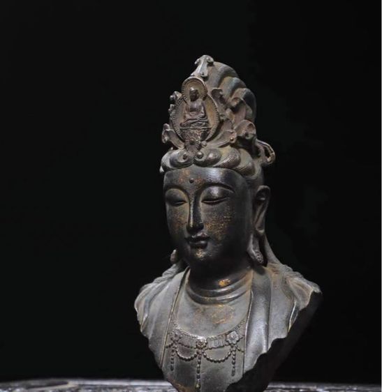 ✨ พระเศียรเจ้าแม่กวนอิมครึ่งองค์ทรงเครื่อง(สัมฤทธิ์ปิดทอง) รูปที่ 2